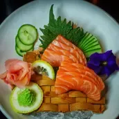 Asian Kitchen | Salmon Sake Sashimi