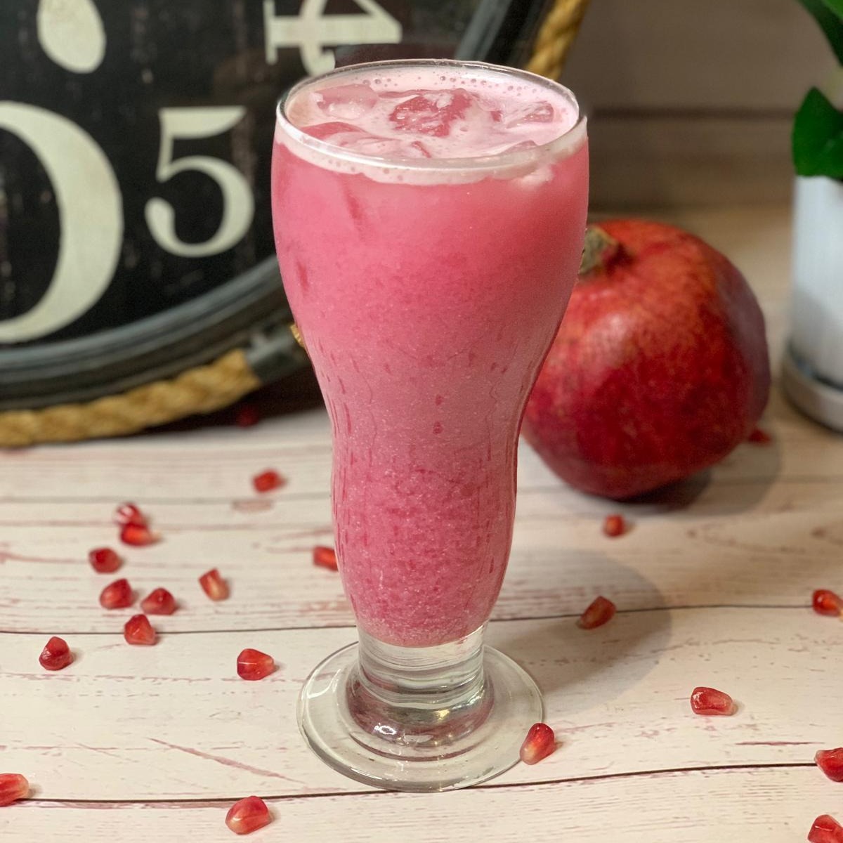 Le Notre Cafe | Pomegranate Juice