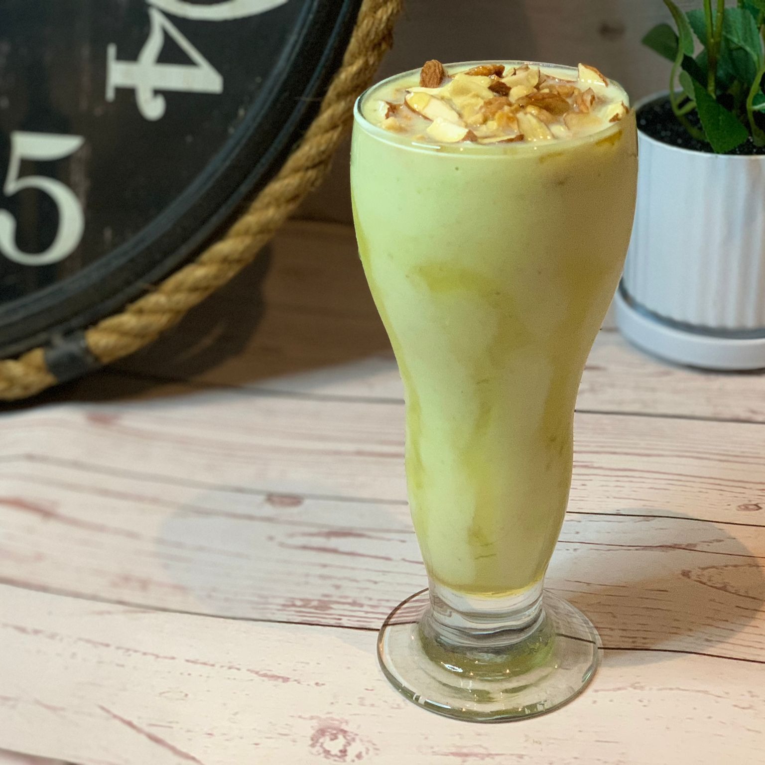 Le Notre Cafe | Avocado Juice