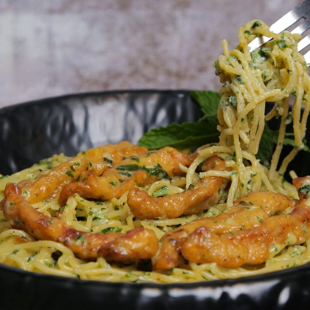 Le Notre Cafe | Chicken Spinach