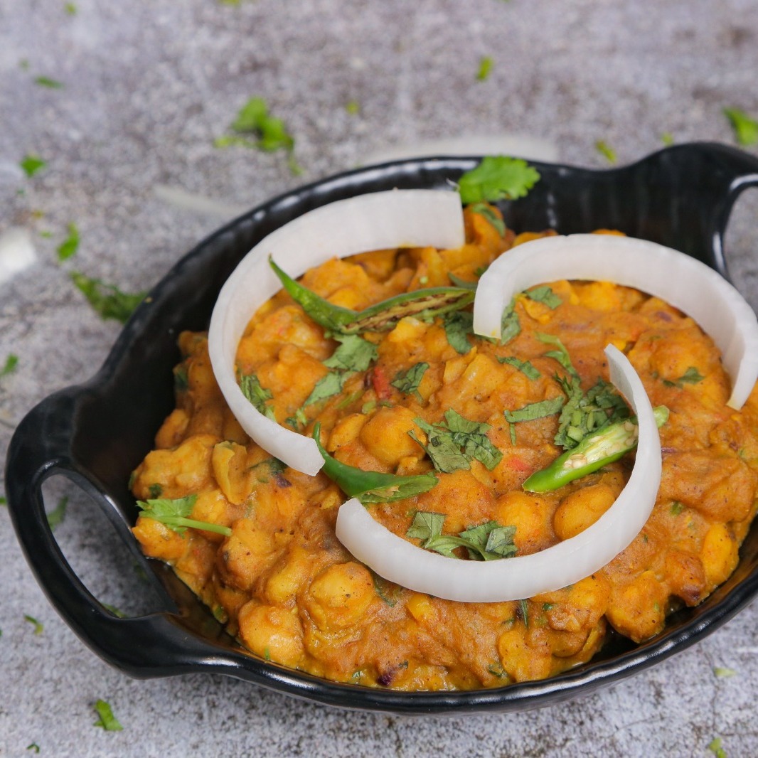 Le Notre Cafe | Chilli Cheakpeas